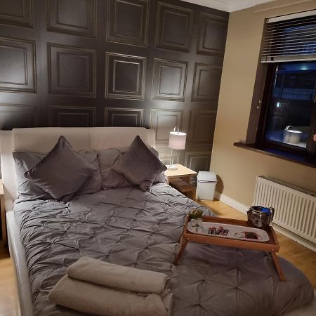 Private Room City Skyline And Mountain Views Close Too Belfast Centre And Airports Free Parking Ngoại thất bức ảnh